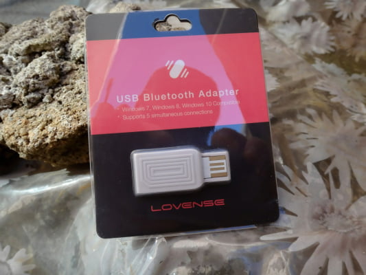 Lovense Adaptador USB Bluetooth Conecte Brinquedos Lovense ao PC e Notebook Compatível com Windows 8, 10 e 11 Plug and Play Conexão de Até 5 Brinquedos ao Mesmo Tempo Entrada USB Tipo A Dongle Lush 4