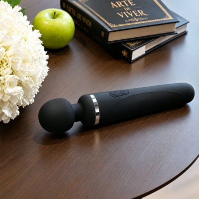 Lovense Domi 2 Mini Vibrador Varinha Mágica Controle por Aplicativo e Bluetooth Recarregável via USB Massageador em Silicone Silencioso Vibrações Fortes Orgasmos Intensos o Queridinho das Cam Girls